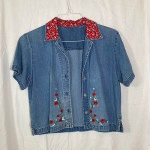 Antiqued denim short sleeved coat with buttons